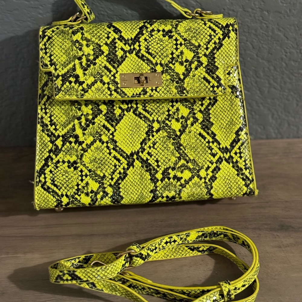 Purse - Picture 3 of 6